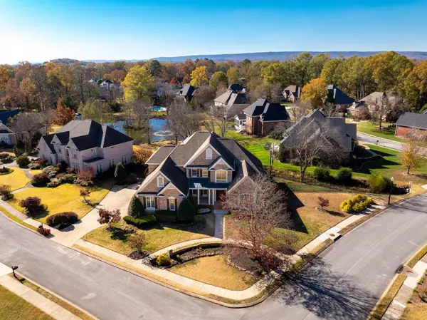 Hixson, TN 37343,6317 Yardley CT