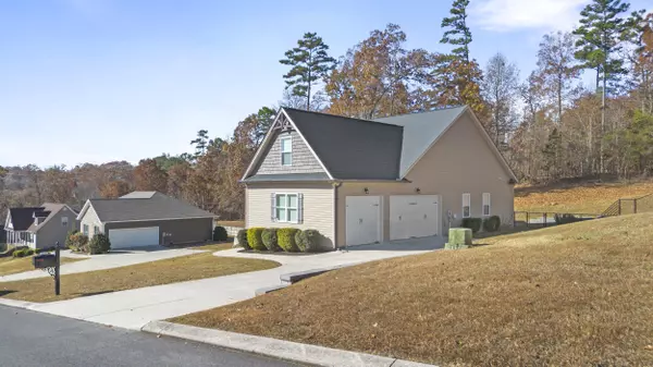 Cleveland, TN 37323,225 Brook Hollow DR