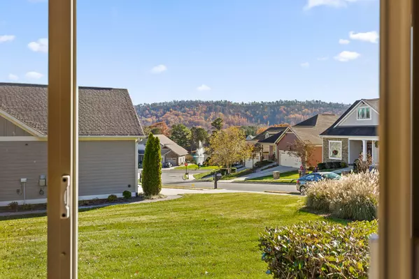 Ooltewah, TN 37363,4514 Sweet Berry LN