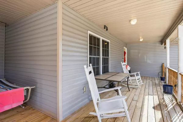 Ringgold, GA 30736,524 Teems RD