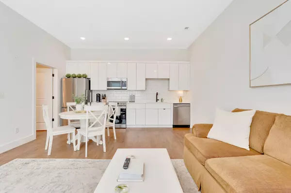 Chattanooga, TN 37408,983 Montague PL