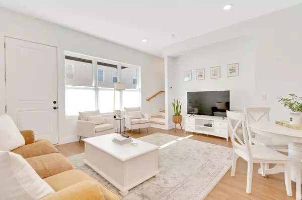 Chattanooga, TN 37408,983 Montague PL