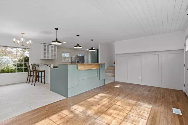 Hixson, TN 37343,815 Sutton DR