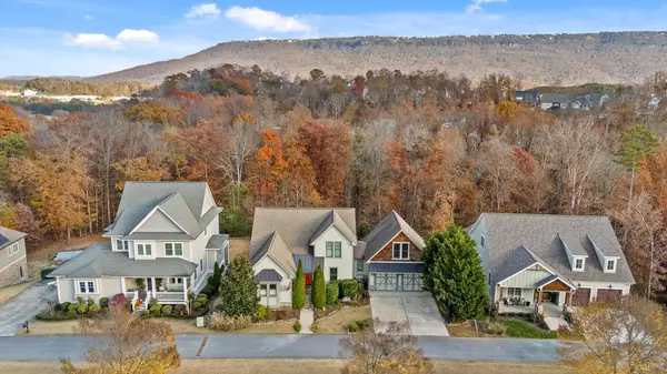 Chattanooga, TN 37419,851 River Gorge DR