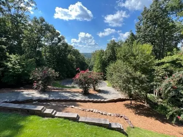 Rocky Face, GA 30740,459 Hutcherson DR