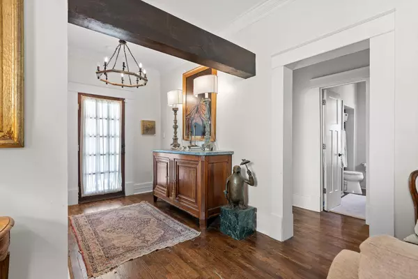 Chattanooga, TN 37409,4415 Saint Elmo AVE