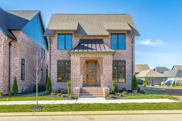 9339 Calder CIR, Ooltewah, TN 37363