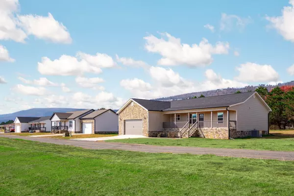 Dunlap, TN 37327,94 Galloway Airport RD