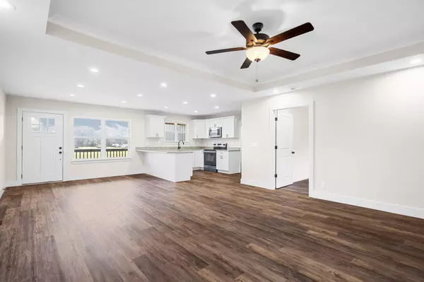 Dunlap, TN 37327,94 Galloway Airport RD