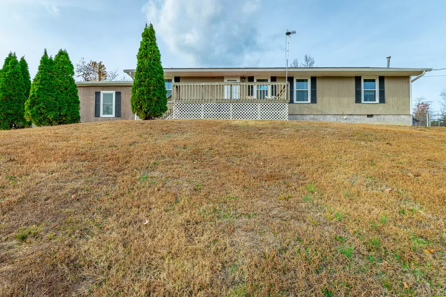 8031 Standifer Gap RD, Chattanooga, TN 37421