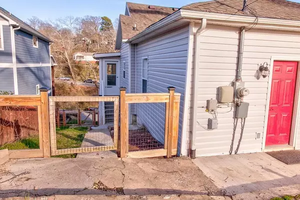 Chattanooga, TN 37405,1002 Boylston ST