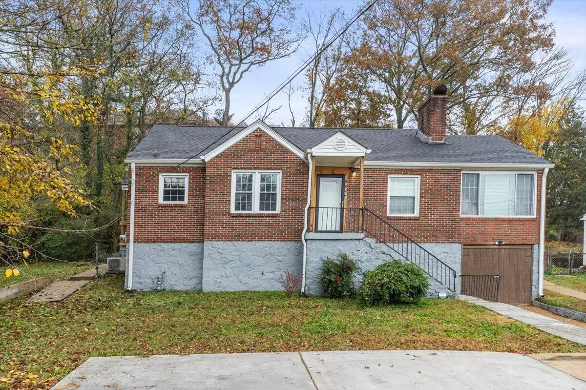 Chattanooga, TN 37406,904 Glenwood DR