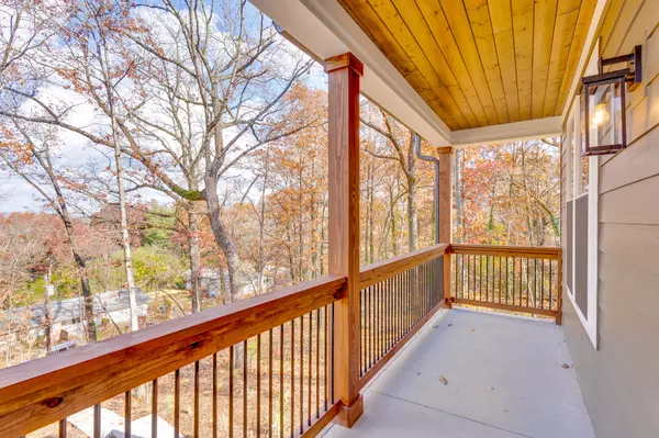 Chattanooga, TN 37415,1216 Clermont DR