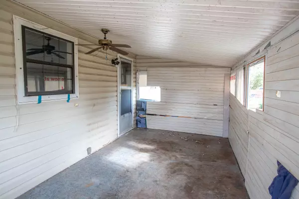 Soddy Daisy, TN 37379,8957 Dayton PIKE