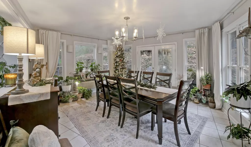 1503 Hatfield RD, Rising Fawn, GA 30738