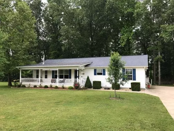 1938 Hunt RD, Cleveland, TN 37323