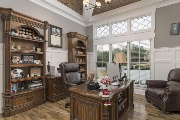 Soddy Daisy, TN 37379,13166 Blakeslee DR