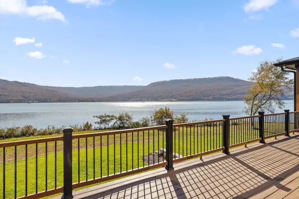 Jasper, TN 37347,340 Edgewater WAY