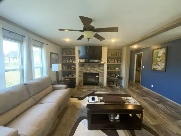 Decatur, TN 37322,1118 Holly Glen LN