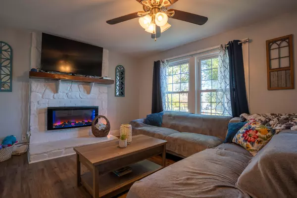 South Pittsburg, TN 37380,618 Elm AVE