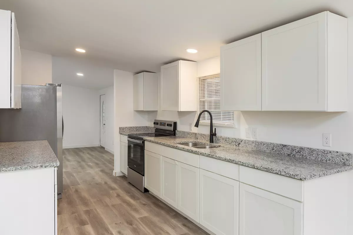 Cleveland, TN 37323,983 Mcclure RD