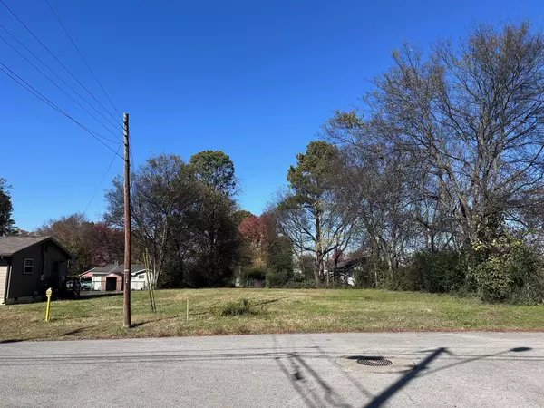 Chattanooga, TN 37421,5805 Talladega DR