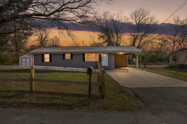 2801 Midfield CIR, Cleveland, TN 37323