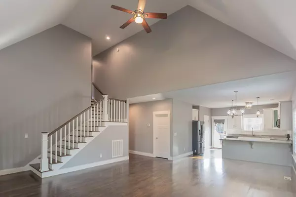 Soddy Daisy, TN 37379,9618 Shooting Star CIR