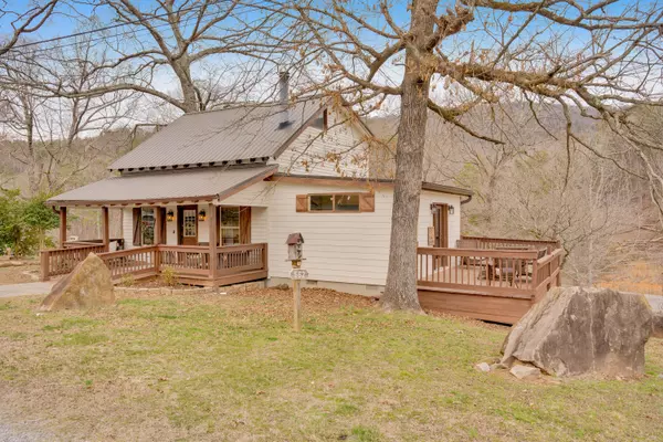 Rising Fawn, GA 30738,562 Lakeview DR