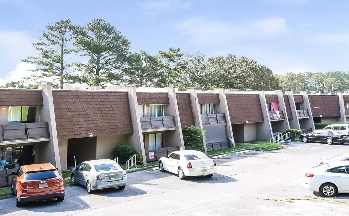 Chattanooga, TN 37412,915 Seminole DR