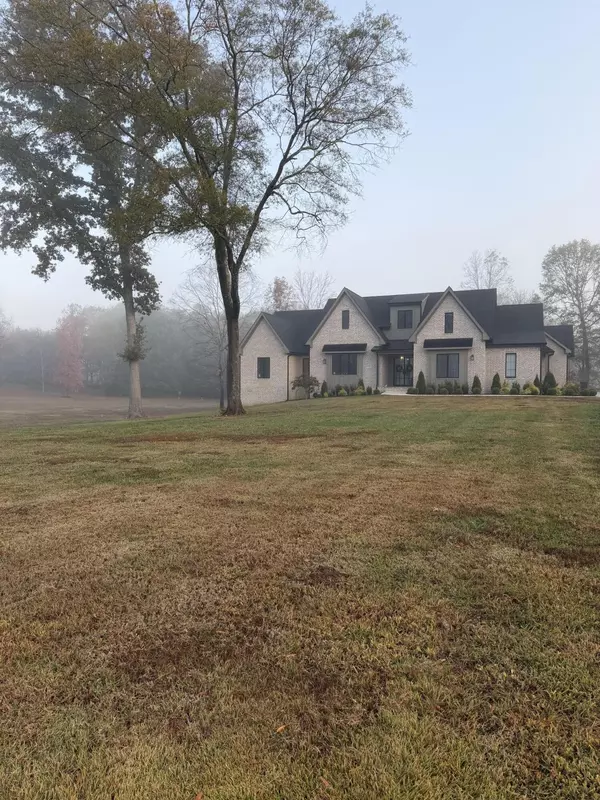 7603 Greenwood RD, Ooltewah, TN 37363