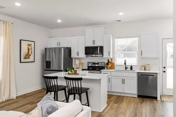 Chattanooga, TN 37421,7622 Nightingale CT