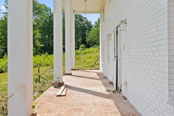 Chattanooga, TN 37421,3507 Banks RD