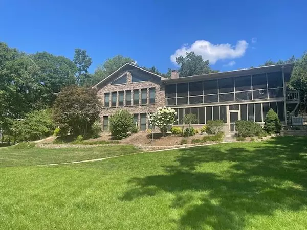 Harrison, TN 37341,6126 Dogwood DR