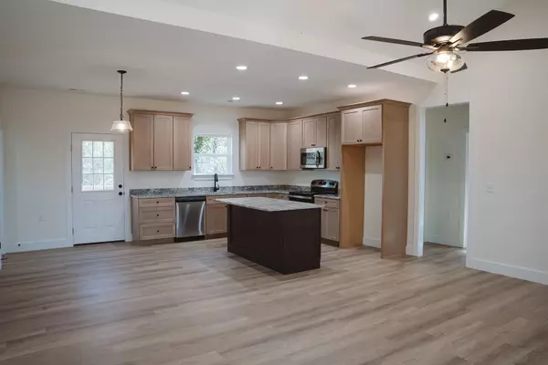 Charleston, TN 37310,2996 Railroad ST