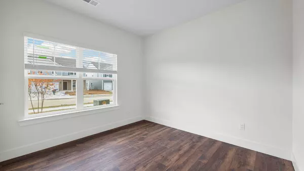 Ooltewah, TN 37363,8381 Lake Scene Court