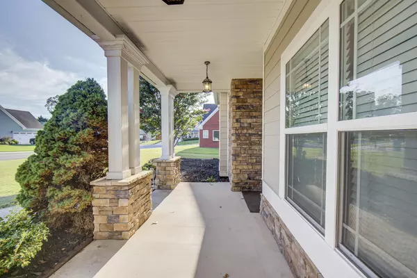 Ringgold, GA 30736,21 Bur Oak DR