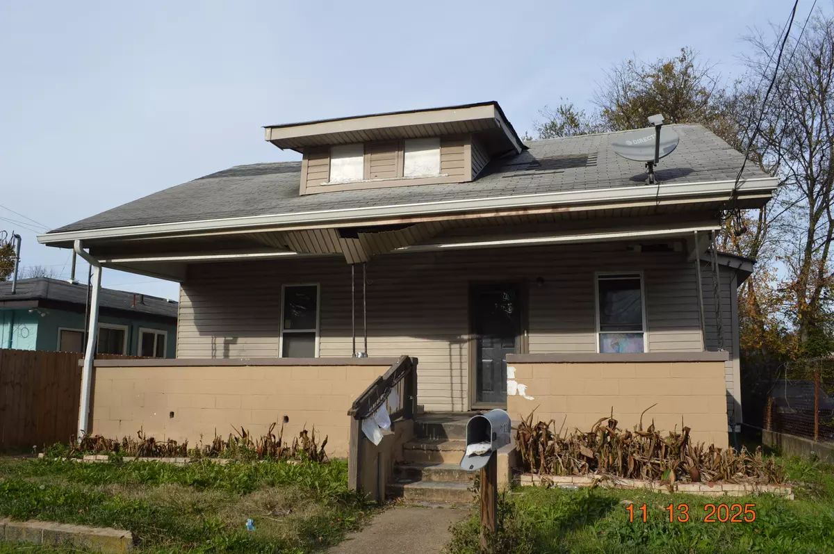 Chattanooga, TN 37404,2103 Blackford ST