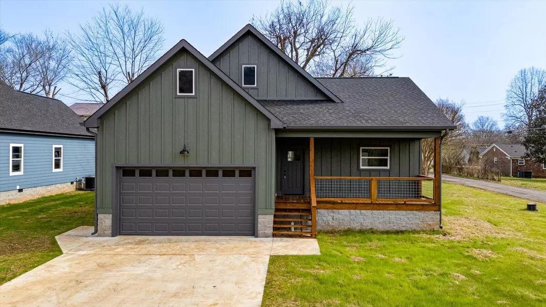 302 Cumberland AVE, Jasper, TN 37347