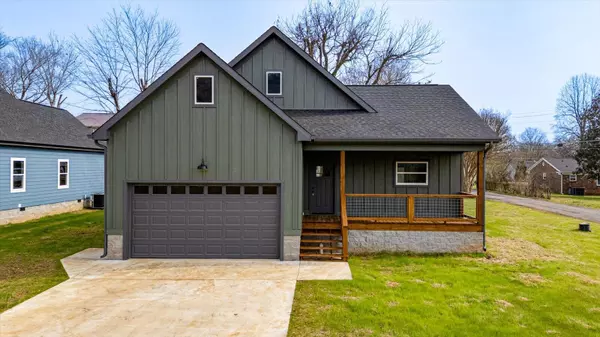 302 Cumberland AVE, Jasper, TN 37347