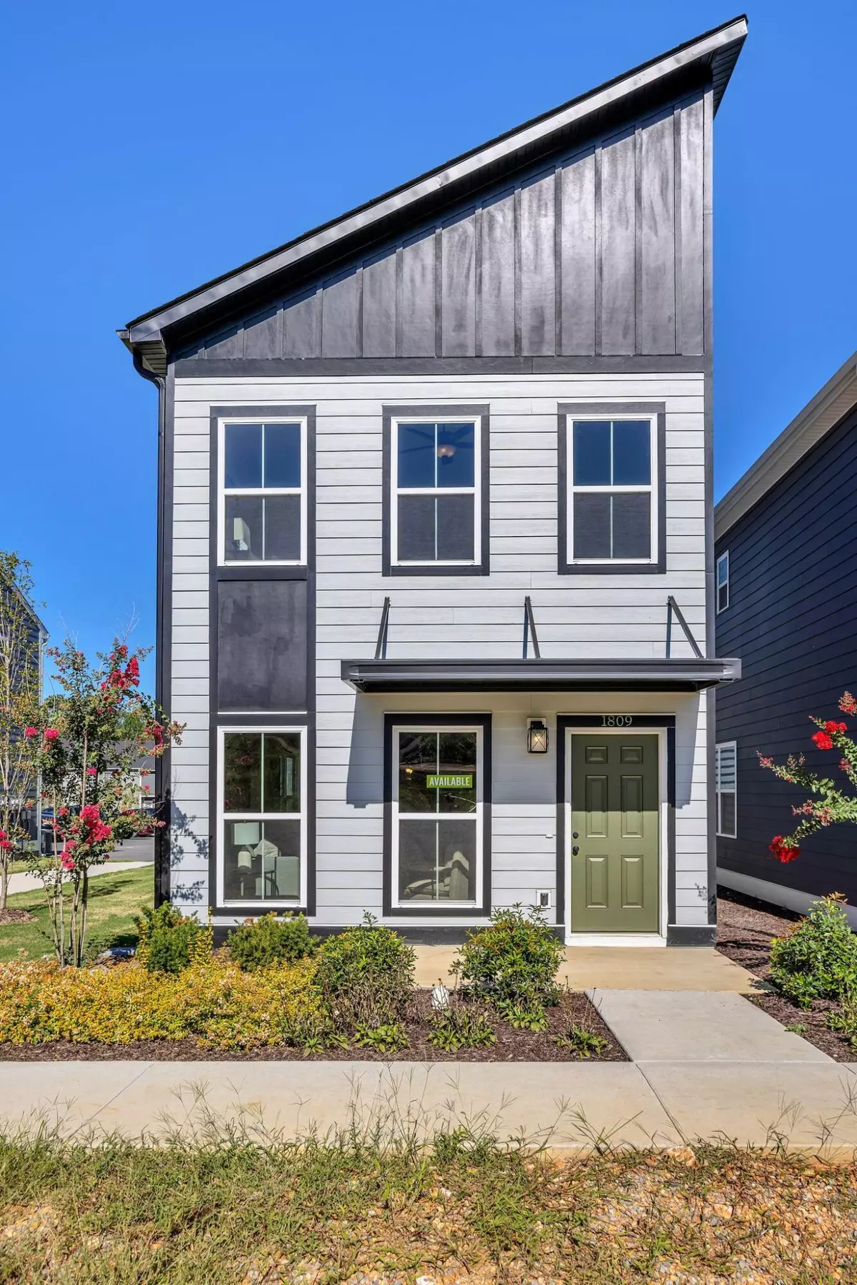 Chattanooga, TN 37404,1809 Cotton WAY