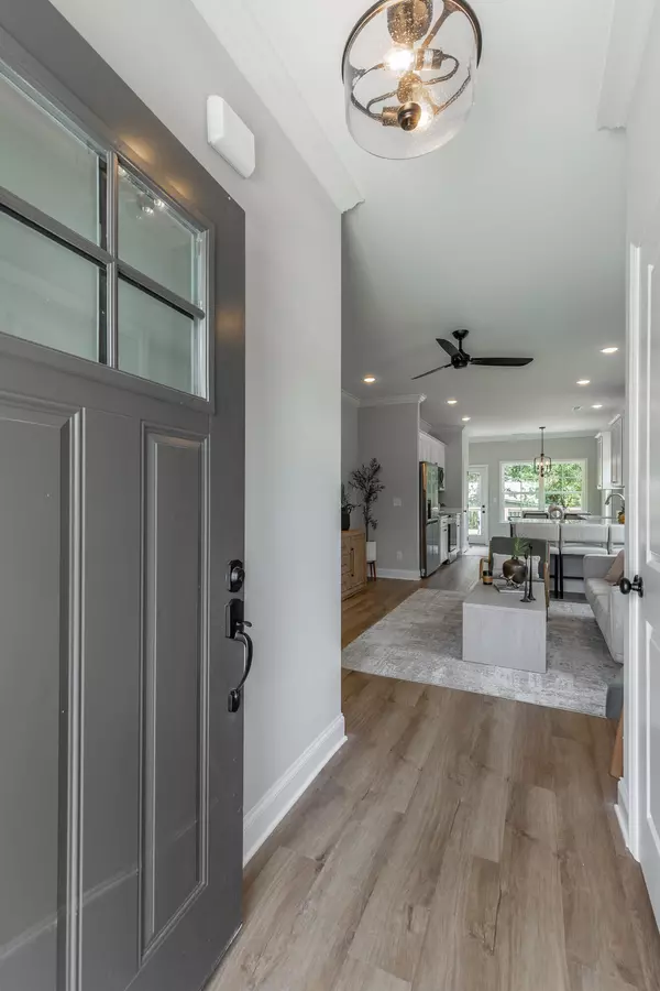 Chattanooga, TN 37421,2599 Bannerman LN