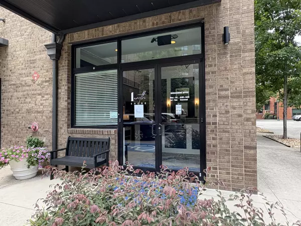 Chattanooga, TN 37405,200 Manufacturers RD