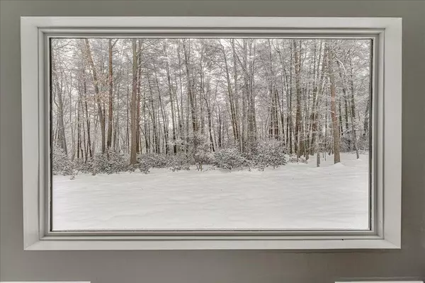 Spencer, TN 38585,110 Falls LN