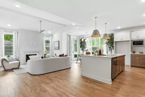 Chattanooga, TN 37421,8021 Lemonade Street