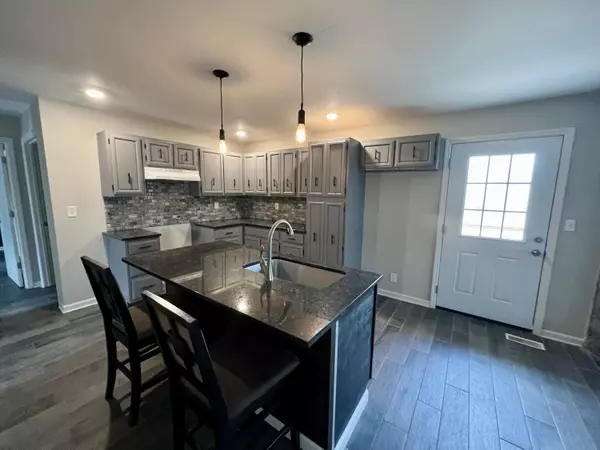 Soddy Daisy, TN 37379,1820 Spradling RD