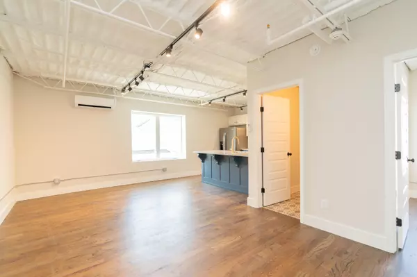 Chattanooga, TN 37408,614 Main ST