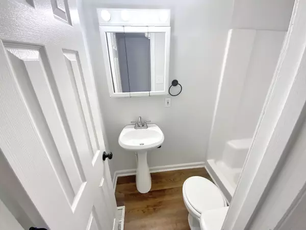 Chattanooga, TN 37421,8323 Oak DR