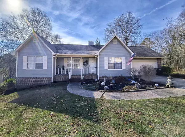 6015 Parsons Pond DR, Ooltewah, TN 37363