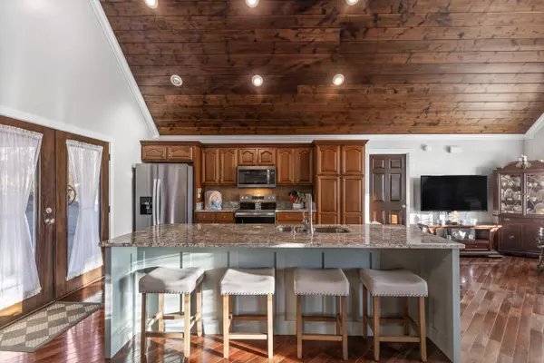 Charleston, TN 37310,121 Hiwassee DR